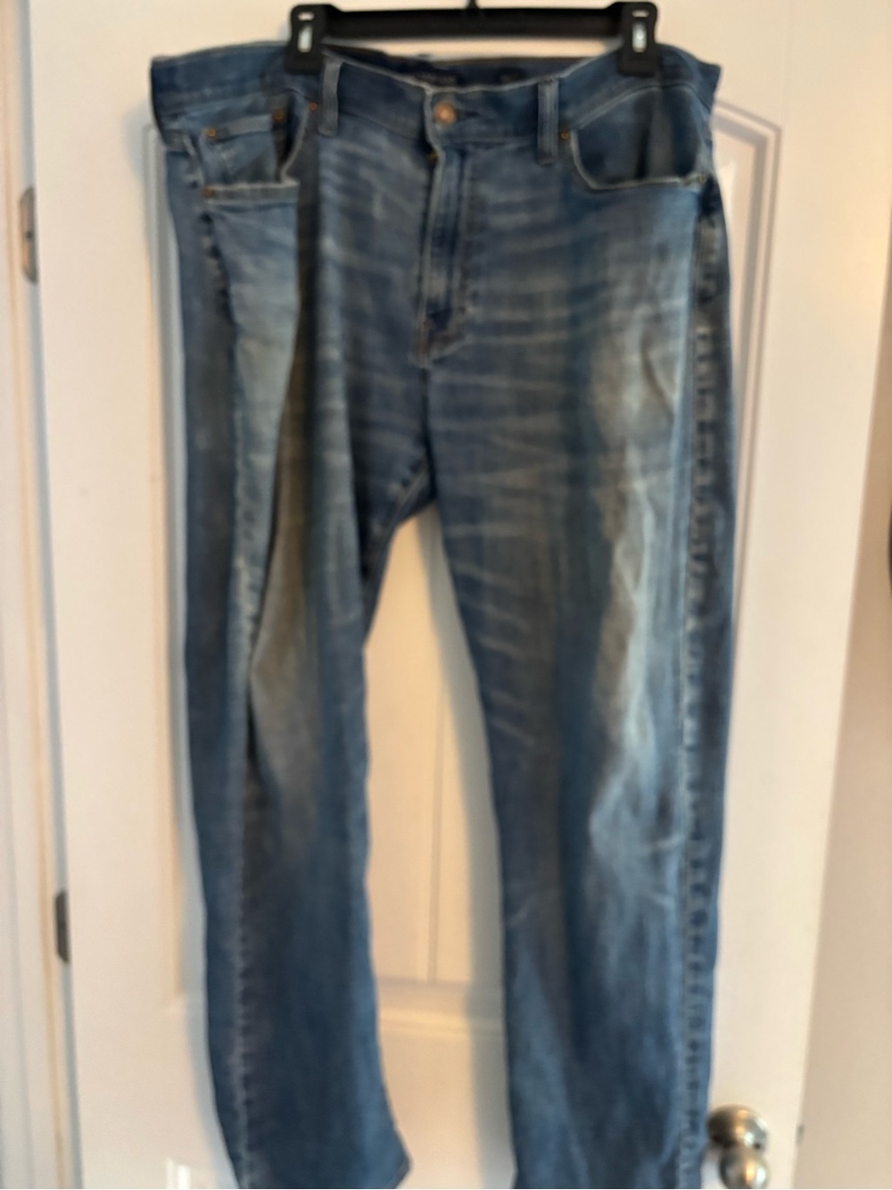 Lucky Brand Men's Light Blue Straight Leg Jeans
